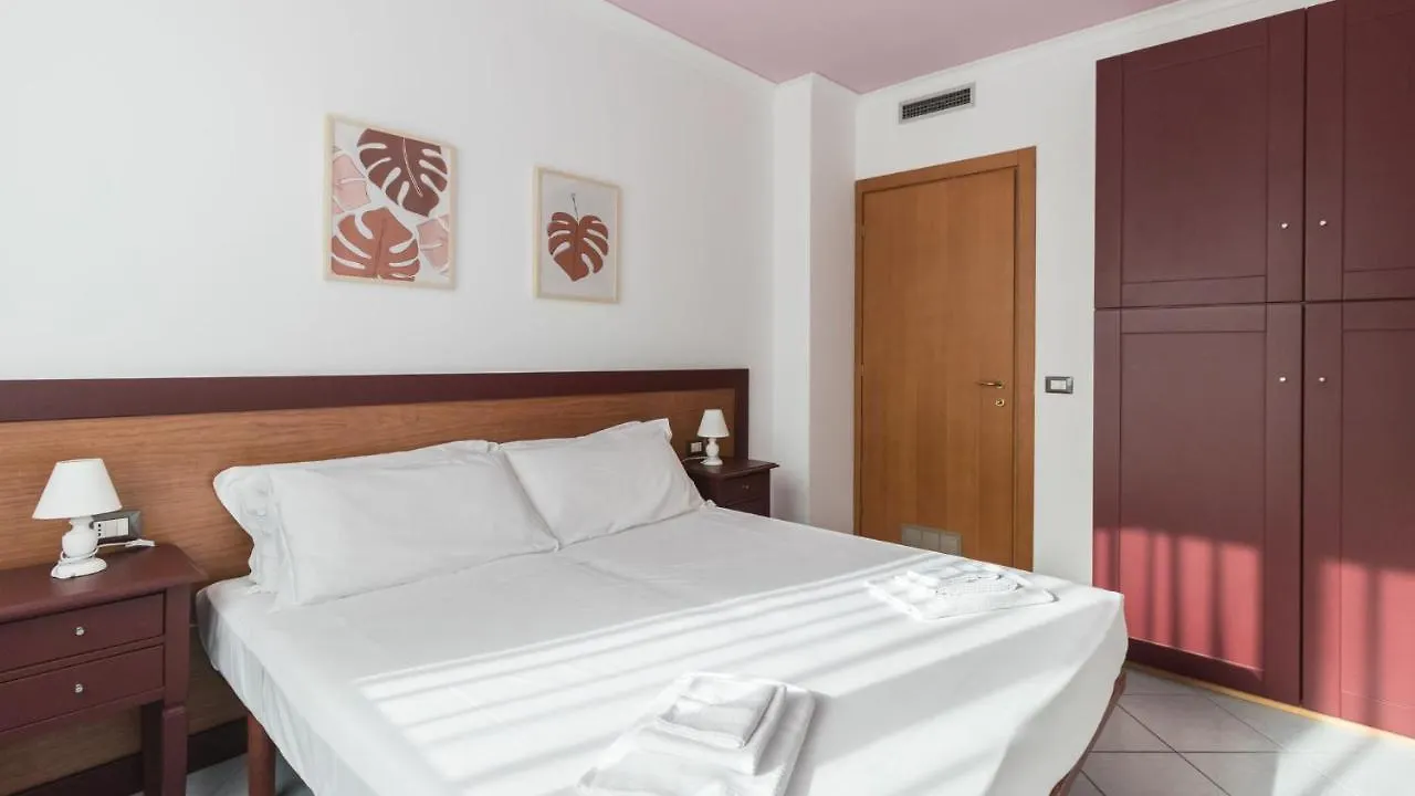 ** アパートホテル Residence Il Poggio Marina d'Andora イタリア