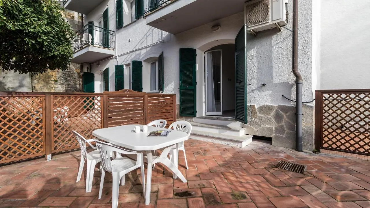 Residence Il Poggio Marina d'Andora イタリア
