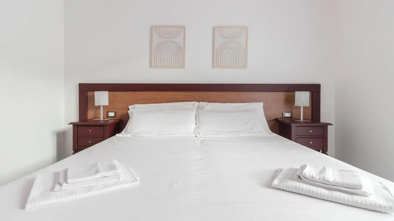 アパートホテル Residence Il Poggio Marina d'Andora
