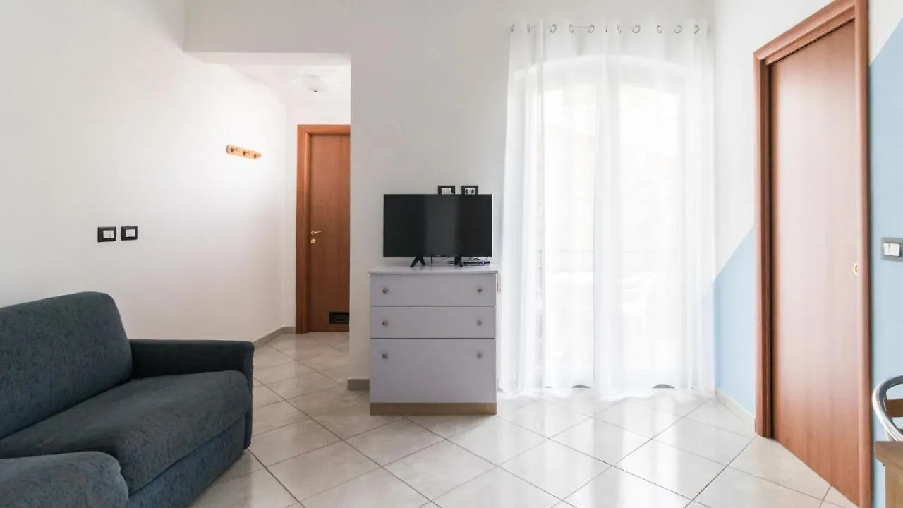 ** アパートホテル Residence Il Poggio Marina d'Andora イタリア