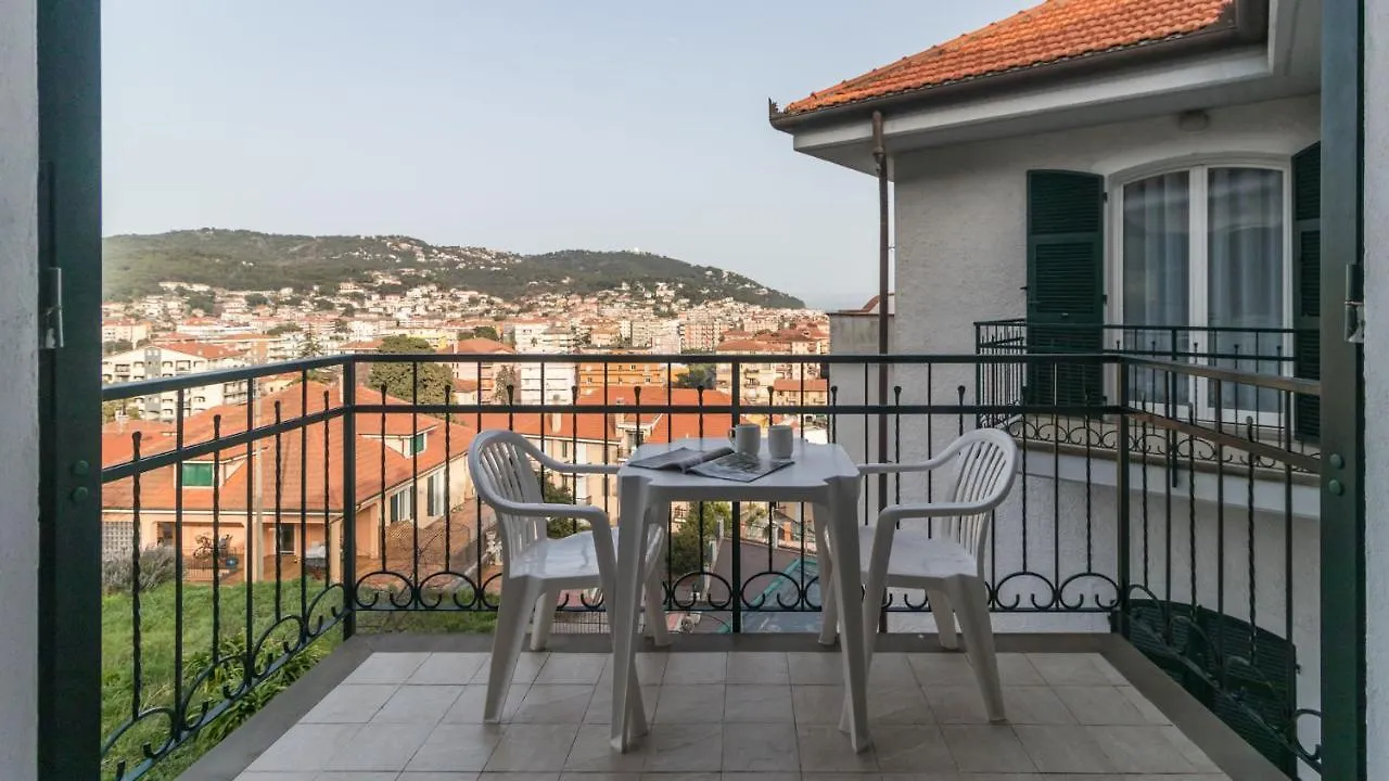 Residence Il Poggio Marina d'Andora アパートホテル