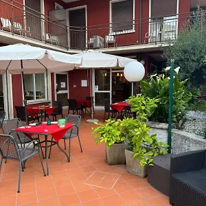 Garni Capinera Hotell Garda (Verona)