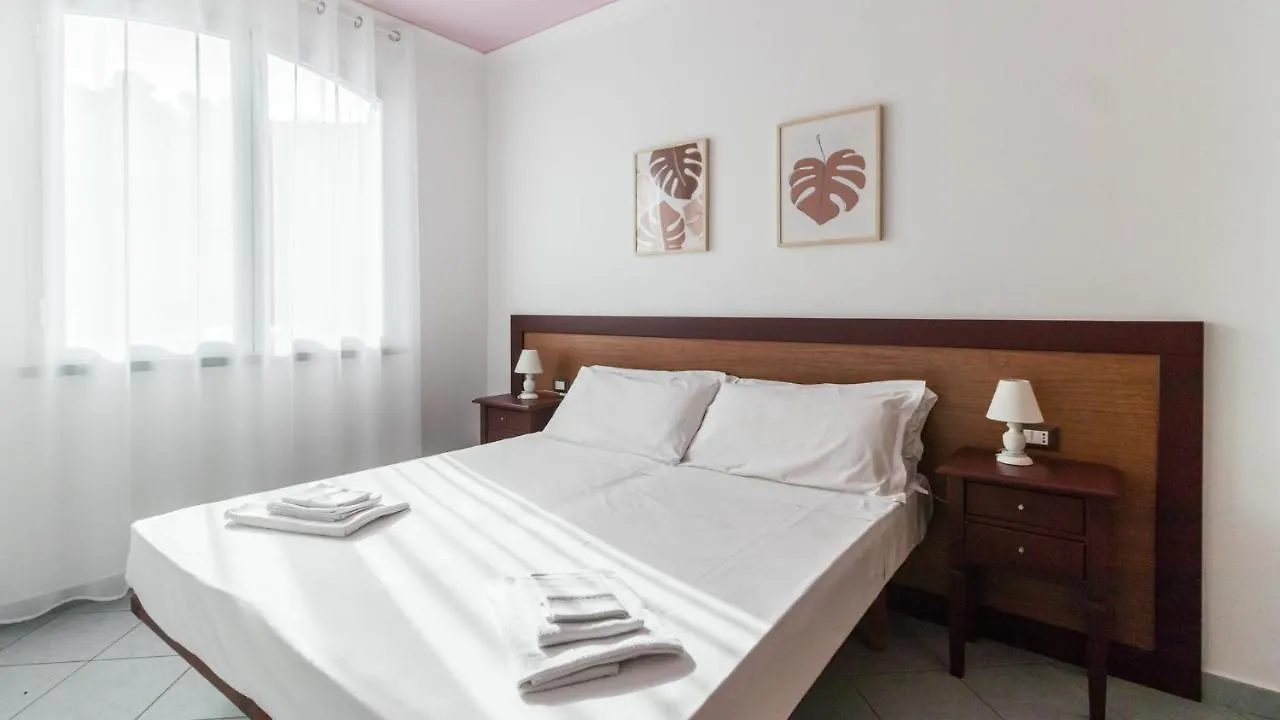 Residence Il Poggio Marina d'Andora Lägenhetshotell