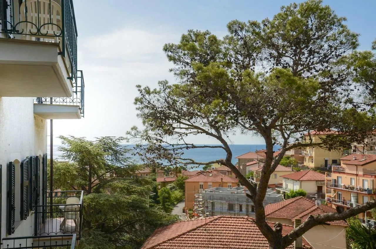 Lägenhetshotell Residence Il Poggio Marina d'Andora