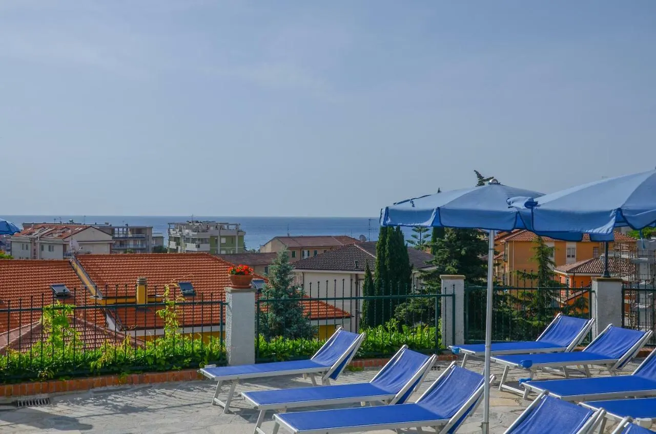 Residence Il Poggio Marina d'Andora Lägenhetshotell